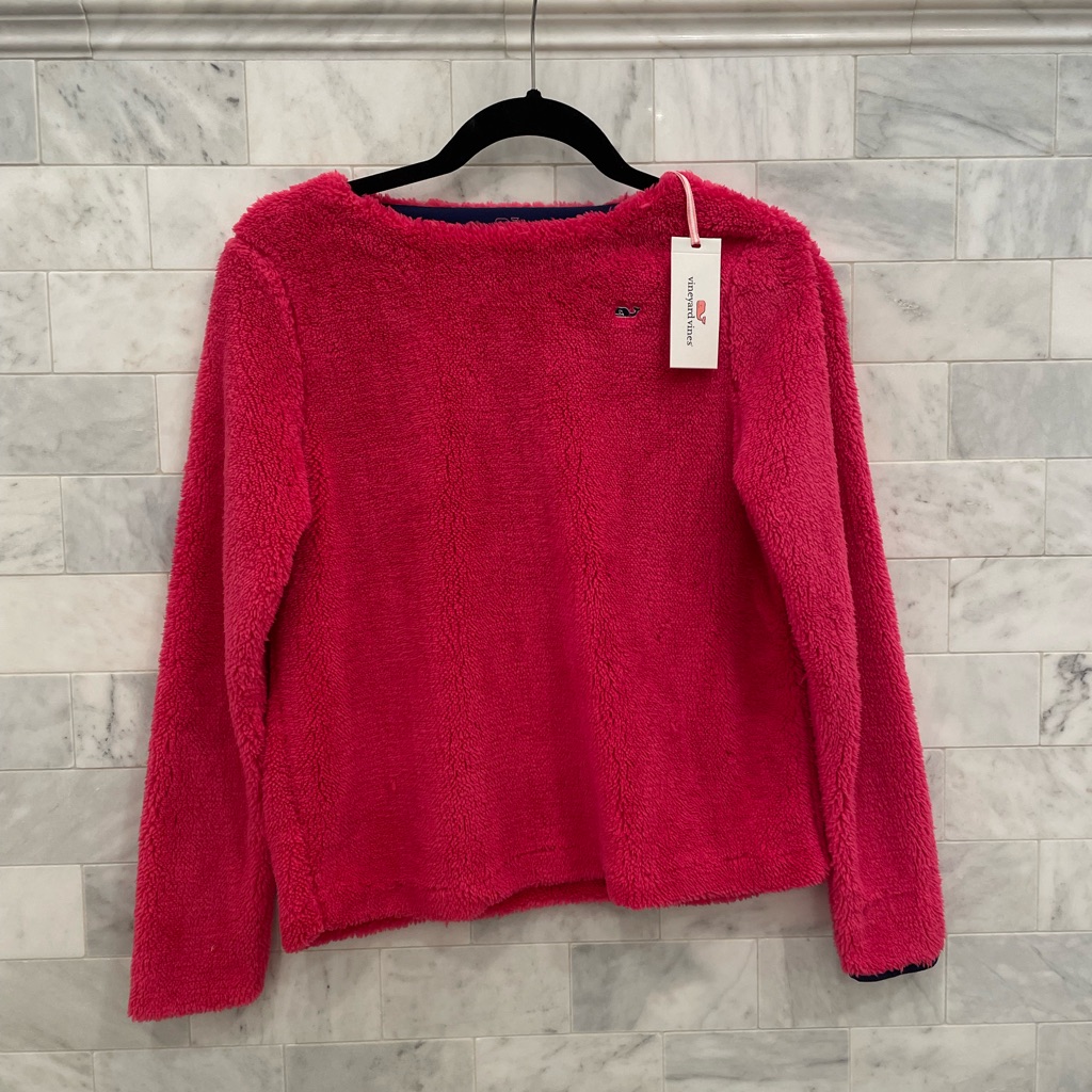 Nwt- Vineyard Vines Fuzzy Sweatshirt